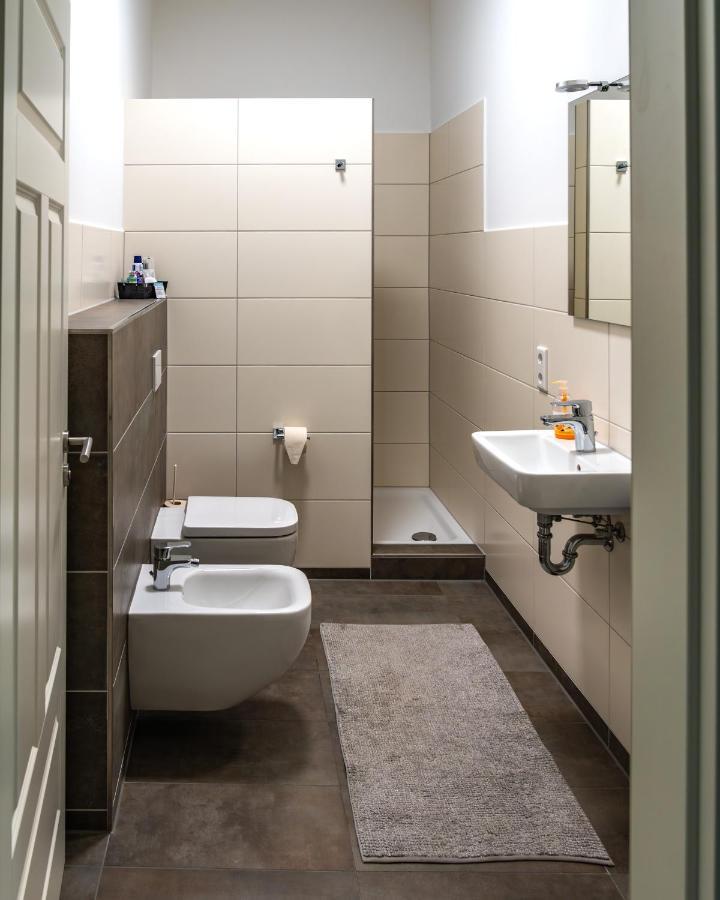 Modern 6 Bathroom Villa In The City Oldenburg Luaran gambar
