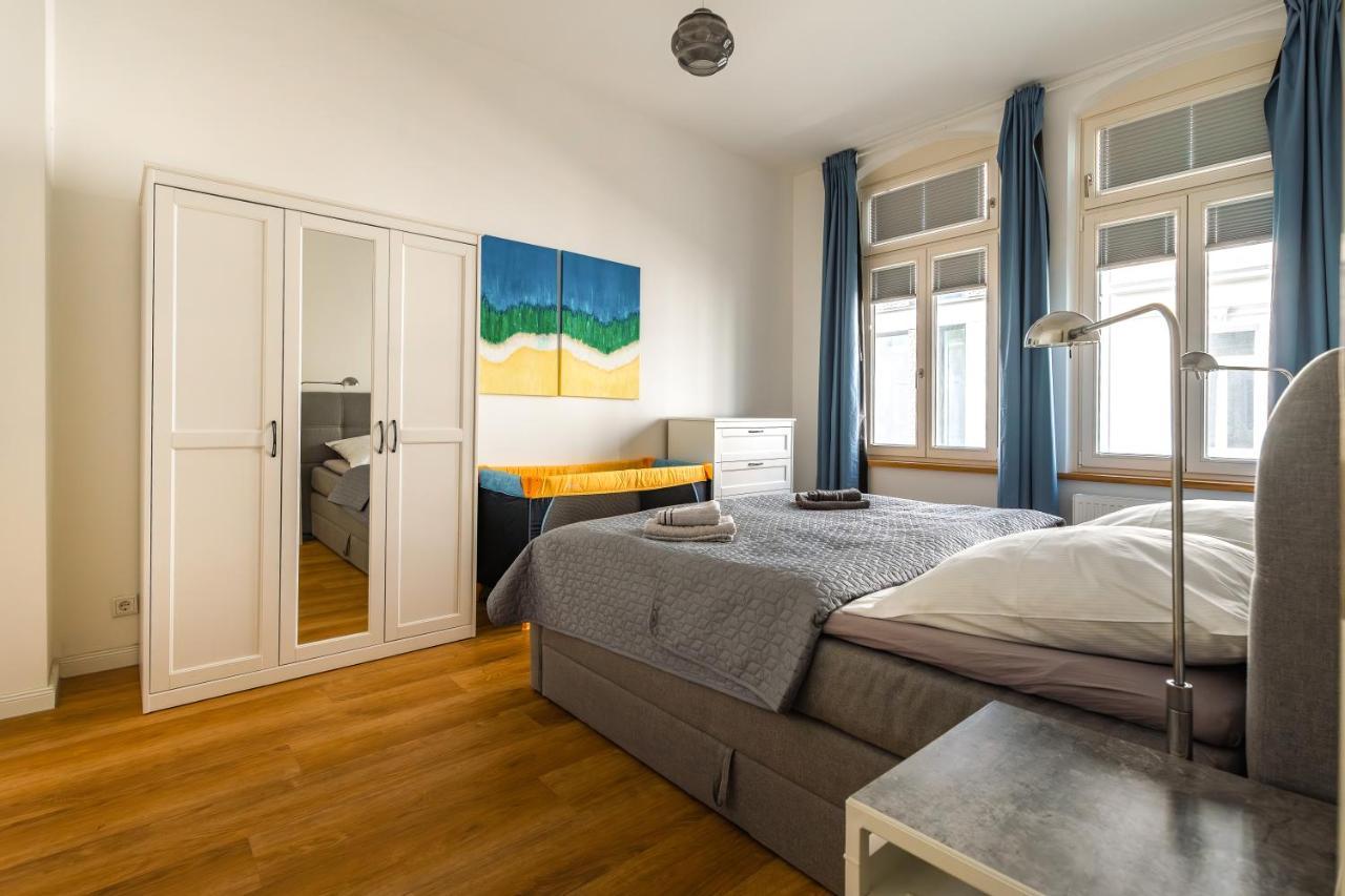 Modern 6 Bathroom Villa In The City Oldenburg Luaran gambar