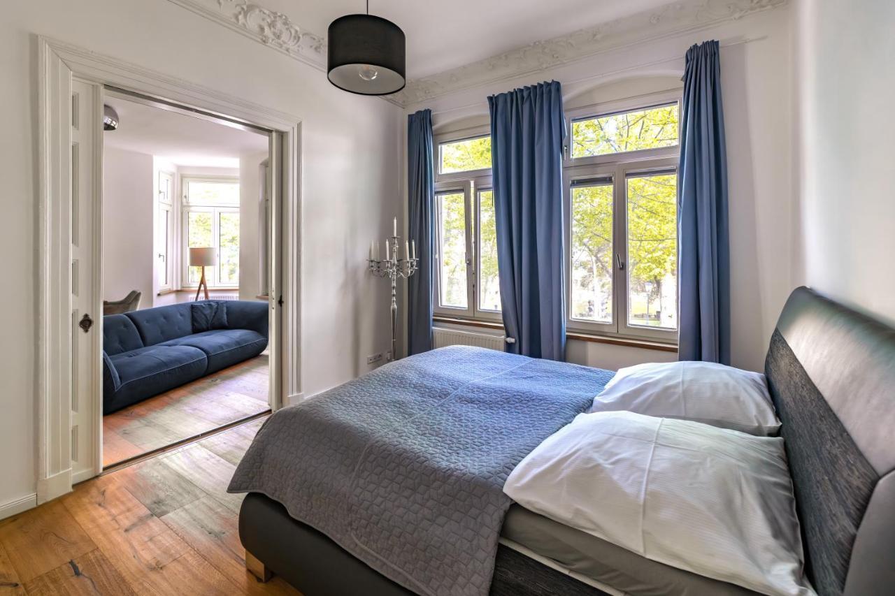 Modern 6 Bathroom Villa In The City Oldenburg Luaran gambar