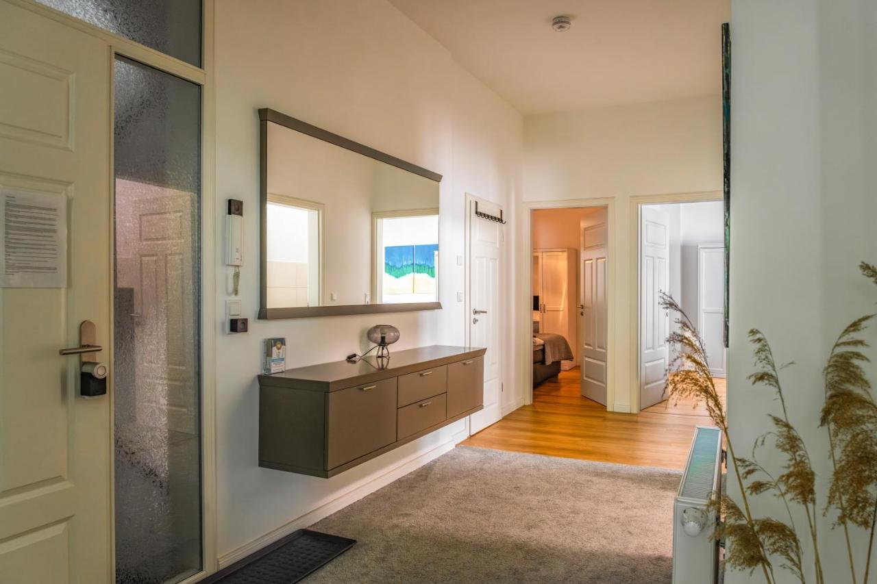 Modern 6 Bathroom Villa In The City Oldenburg Luaran gambar