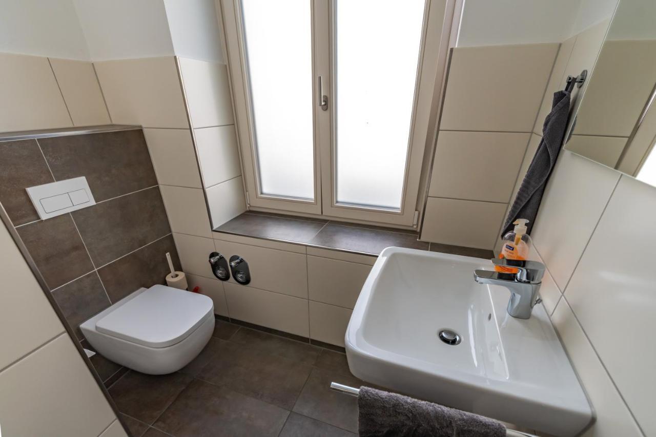Modern 6 Bathroom Villa In The City Oldenburg Luaran gambar
