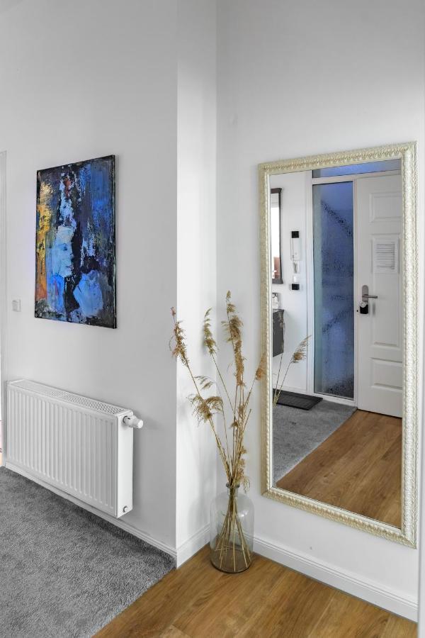 Modern 6 Bathroom Villa In The City Oldenburg Luaran gambar