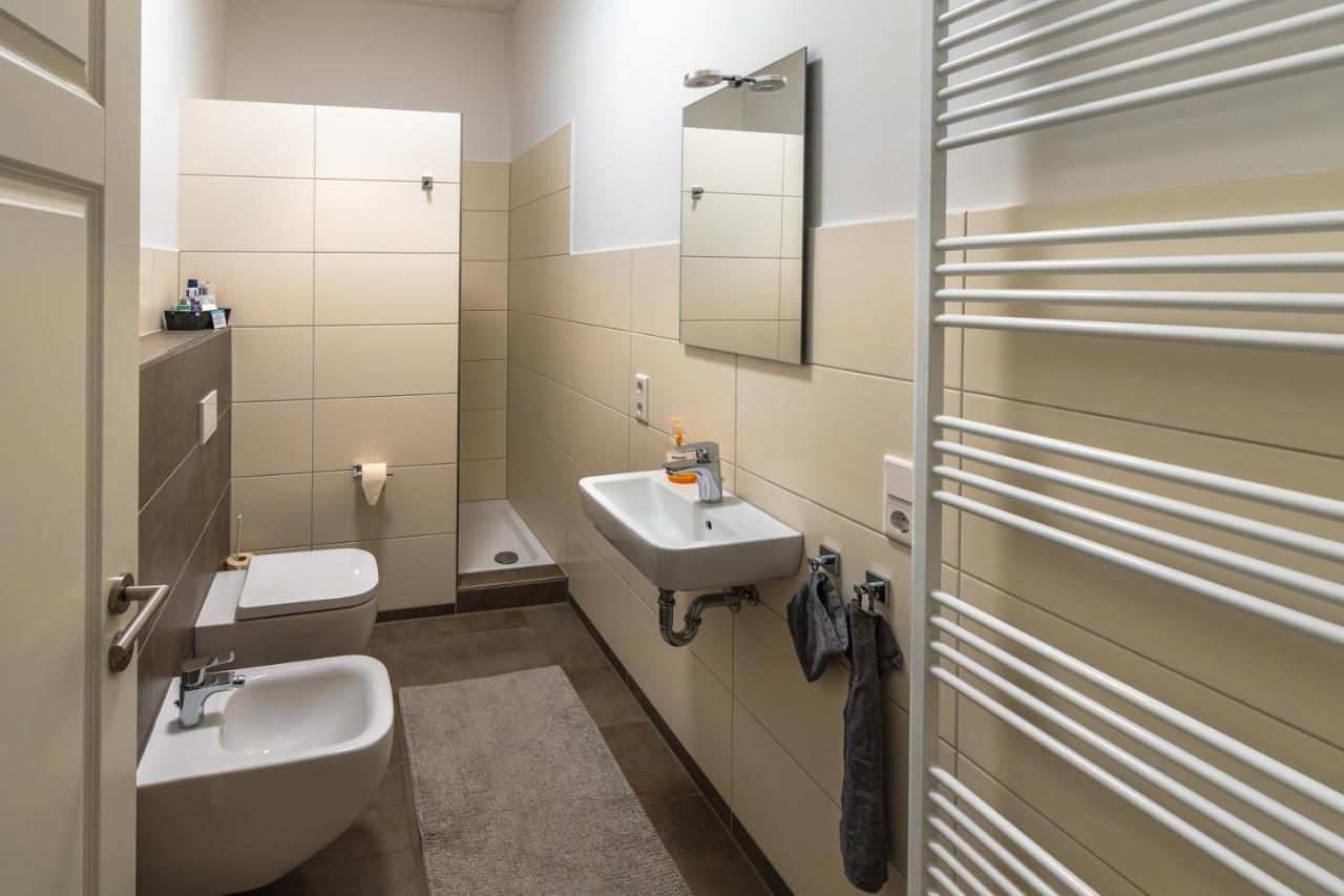 Modern 6 Bathroom Villa In The City Oldenburg Luaran gambar