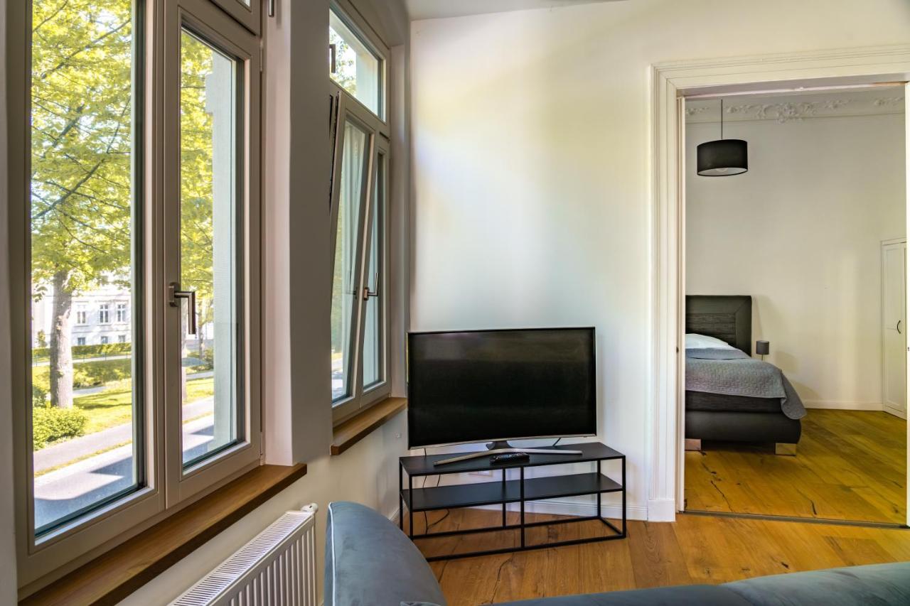 Modern 6 Bathroom Villa In The City Oldenburg Luaran gambar