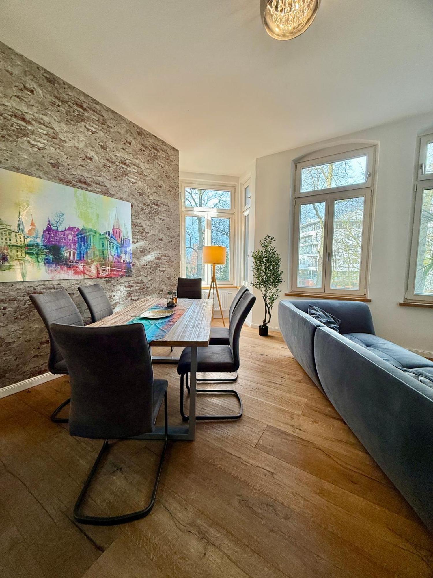 Modern 6 Bathroom Villa In The City Oldenburg Luaran gambar